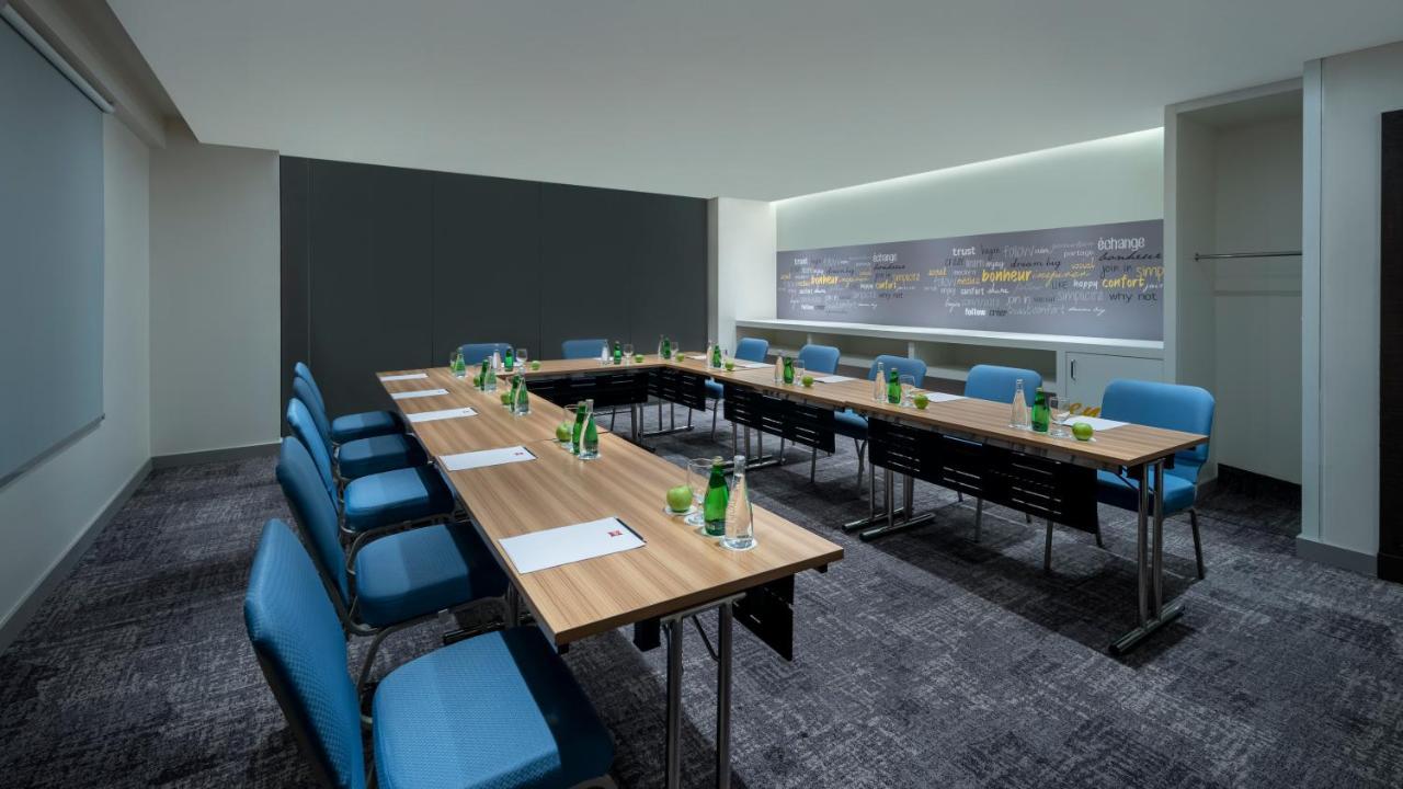 Ibis Jeddah Malik Road Hotell Eksteriør bilde