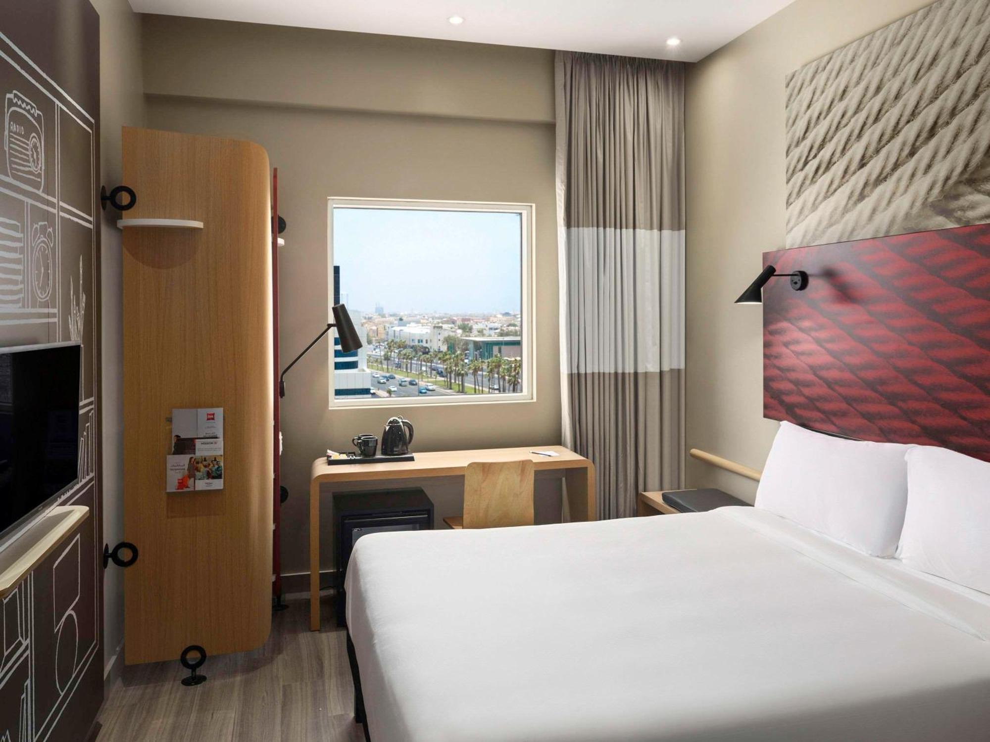 Ibis Jeddah Malik Road Hotell Eksteriør bilde