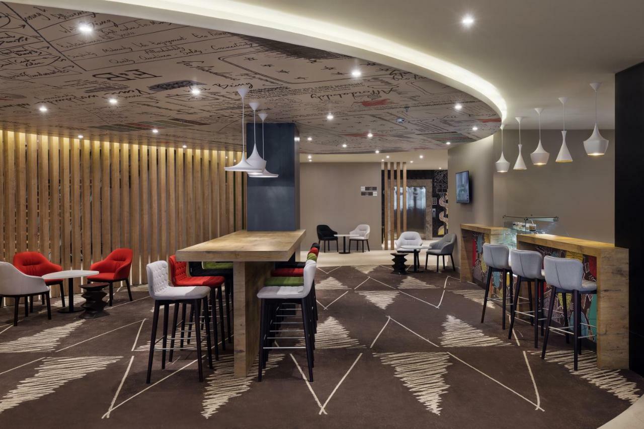 Ibis Jeddah Malik Road Hotell Eksteriør bilde